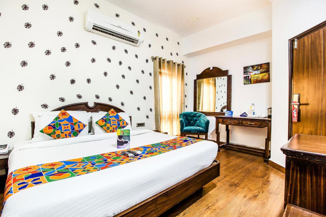 Fabhotel Le Monarque Chandīgarh Exteriör bild