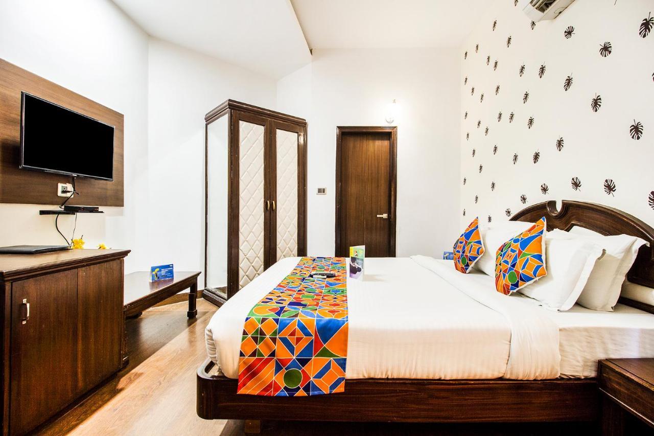 Fabhotel Le Monarque Chandīgarh Exteriör bild